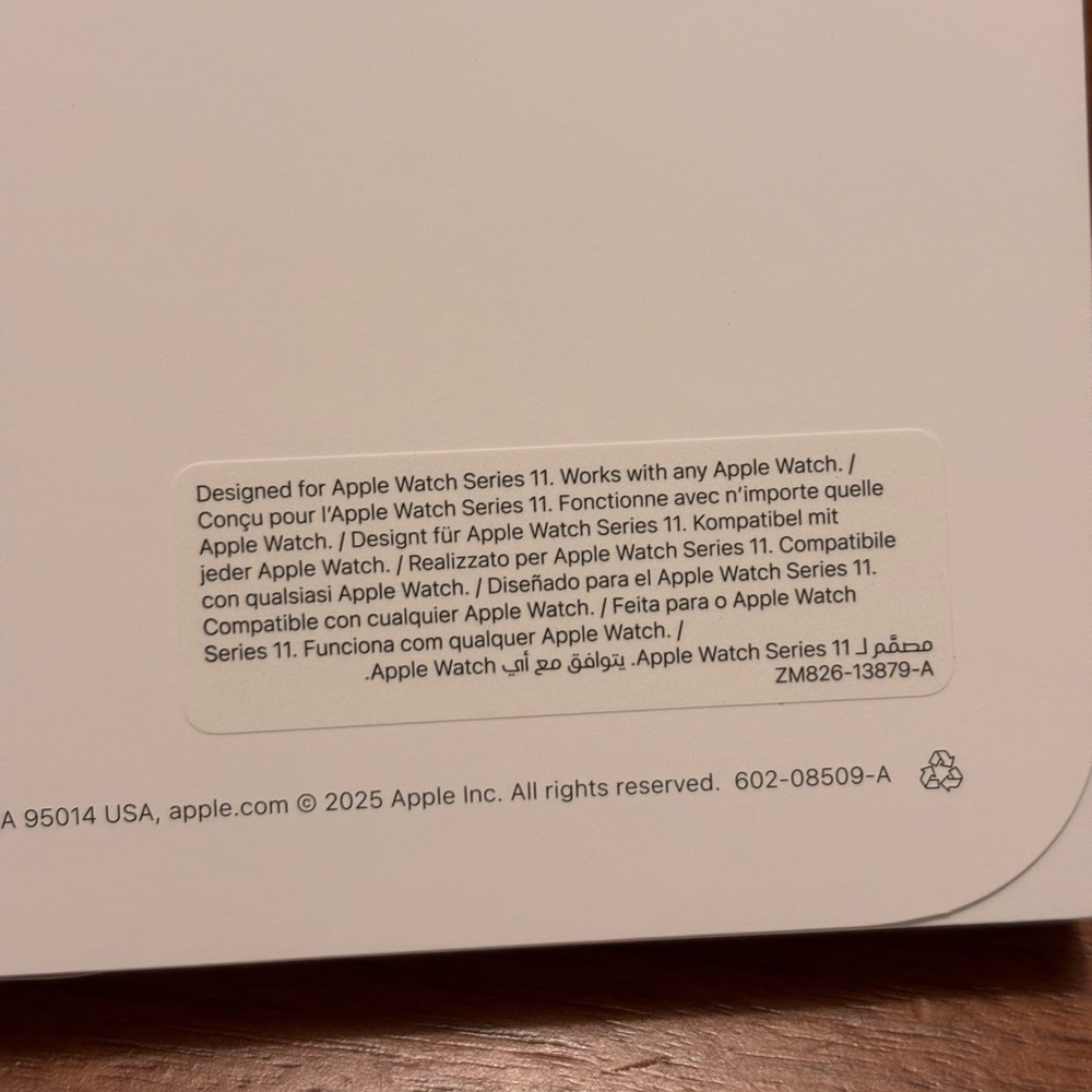 Apple Watch 42mm light blush sport band NWT NIB size s/m - Picture 4 of 6